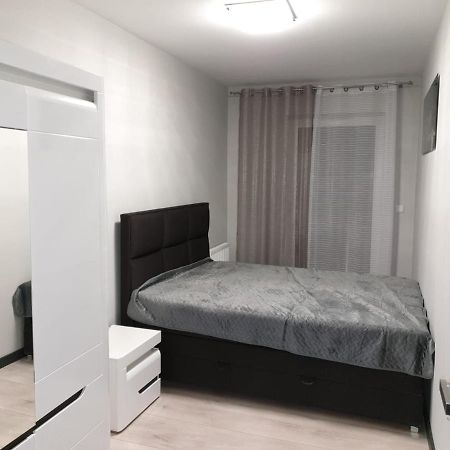 Apartament Skarbowa 1& Parking Leszno  Exterior foto